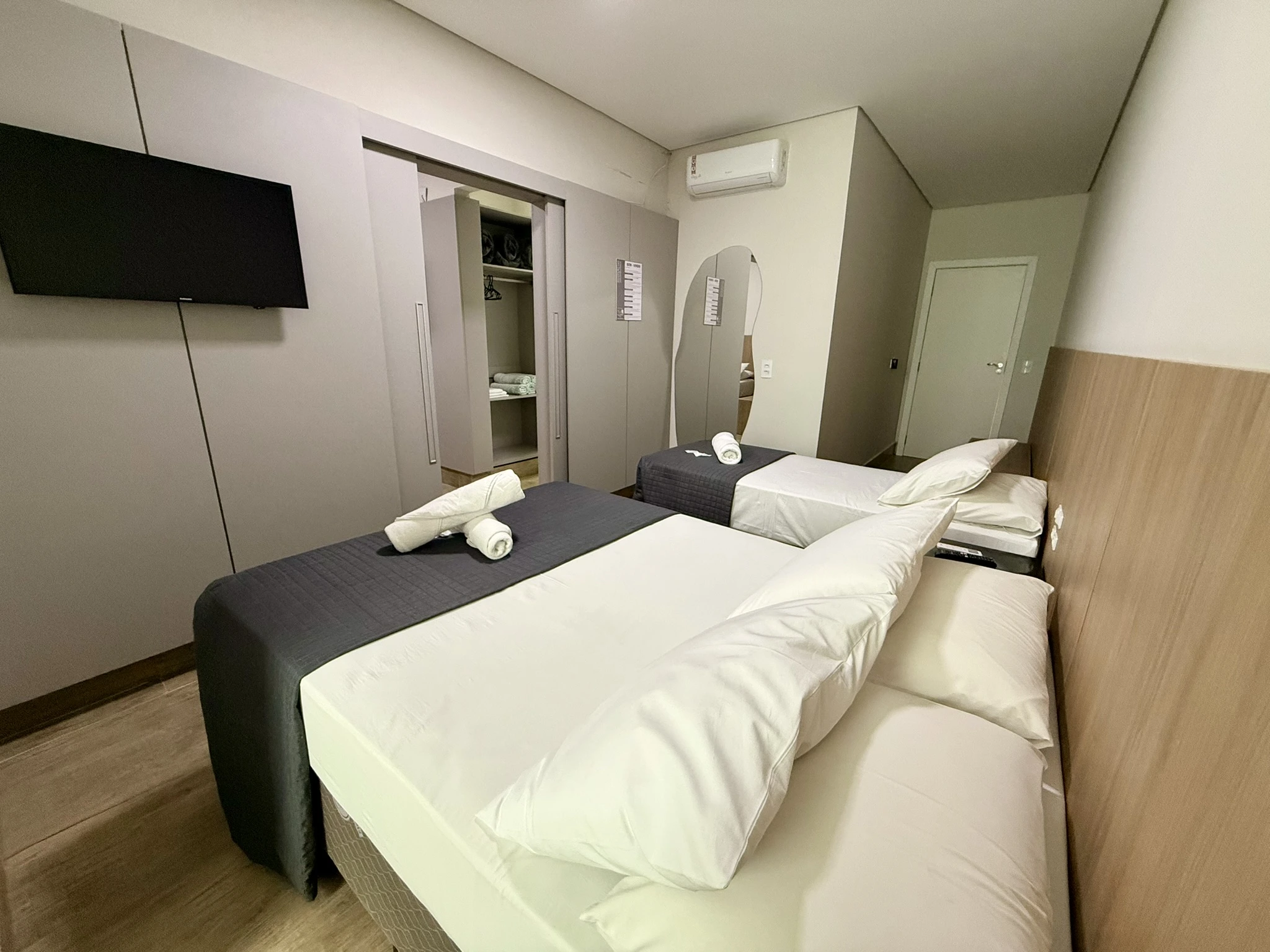 Super Deluxe bedroom